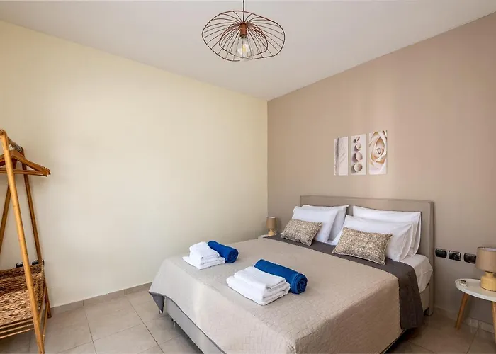 Aileen * Koskinou (Rhodes)